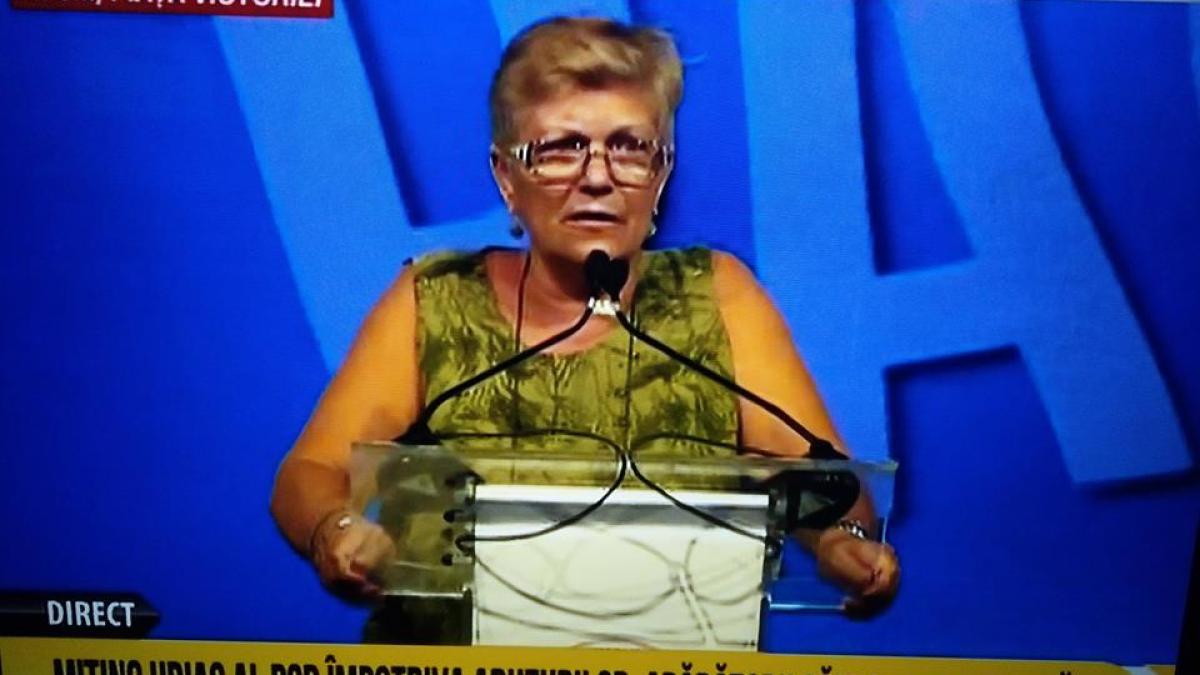 34830689_1984564611568460_6612005652866793472_n_67863600