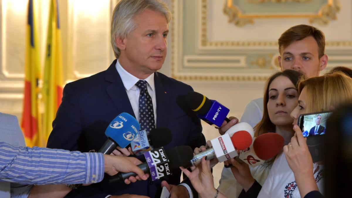 teodorovici_19397200