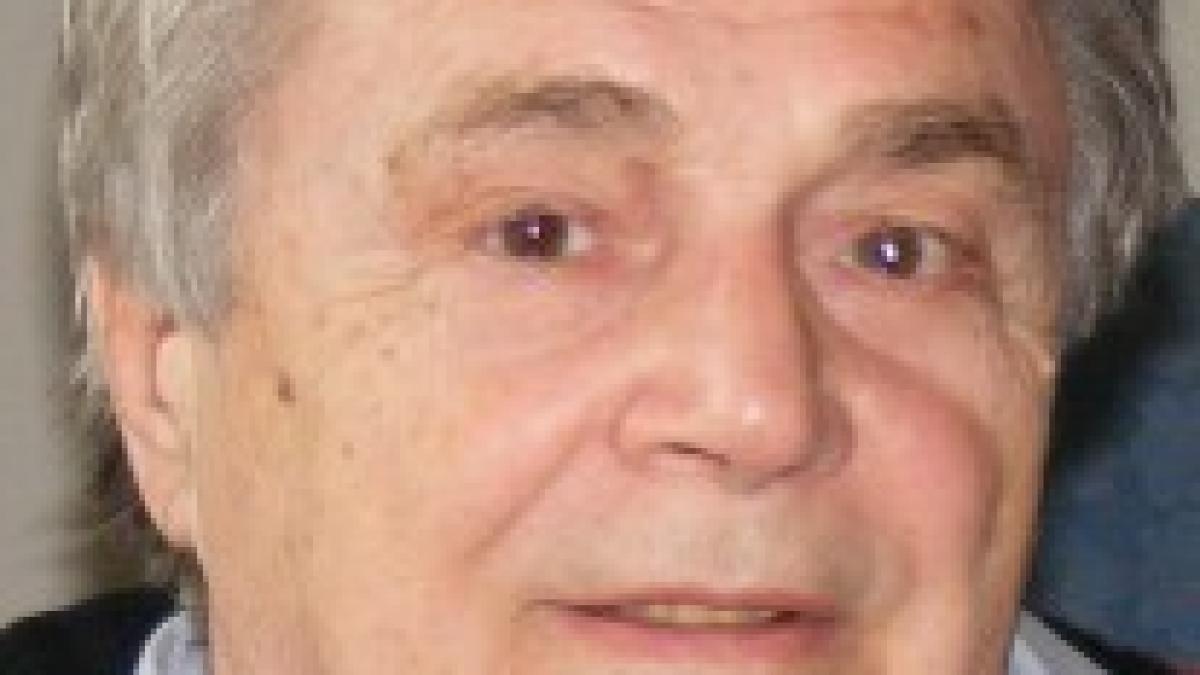 dumitru_micu_120415581_207x300_09443500