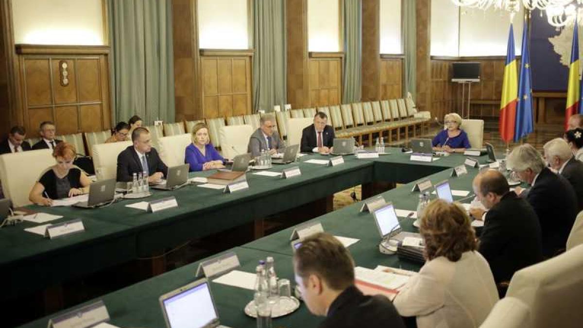 guvern_dancila_002_32781900