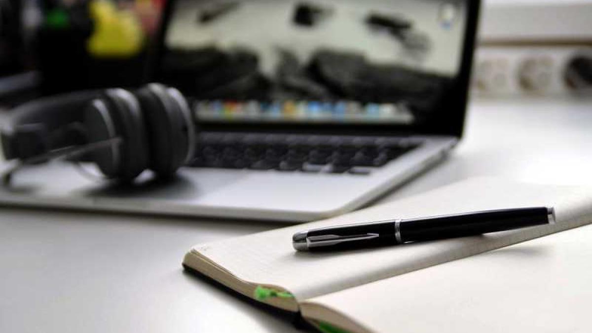 computer_stilou_77915500