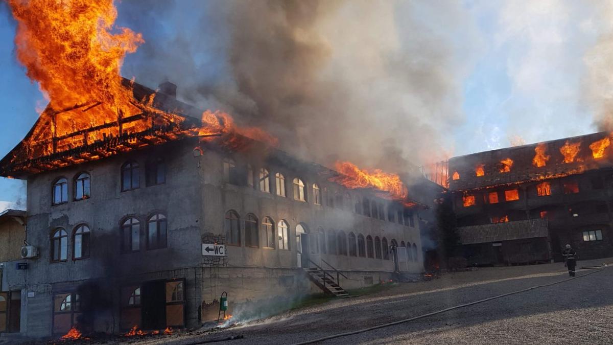 incendiu_manastire_78248700