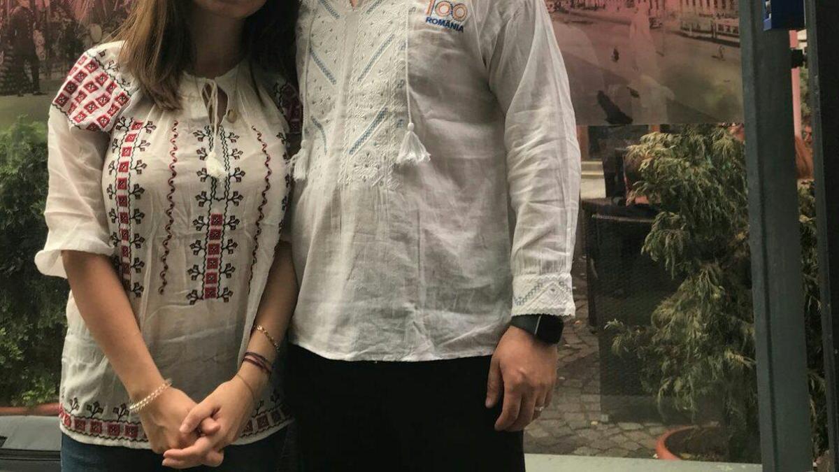 ii_costum_popular_ie_08641900