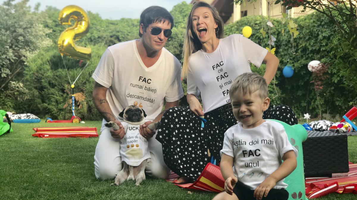 adela_popescu_54597700