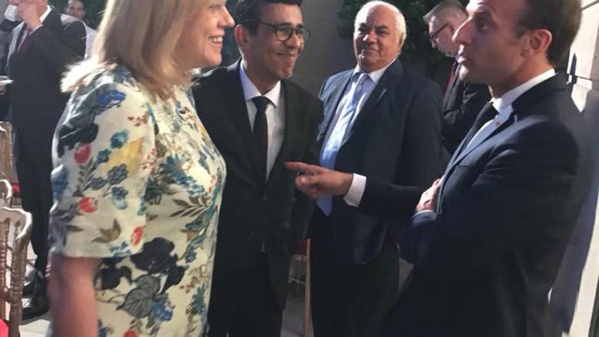 corina_cretu_emmanuel_macron3_44475500