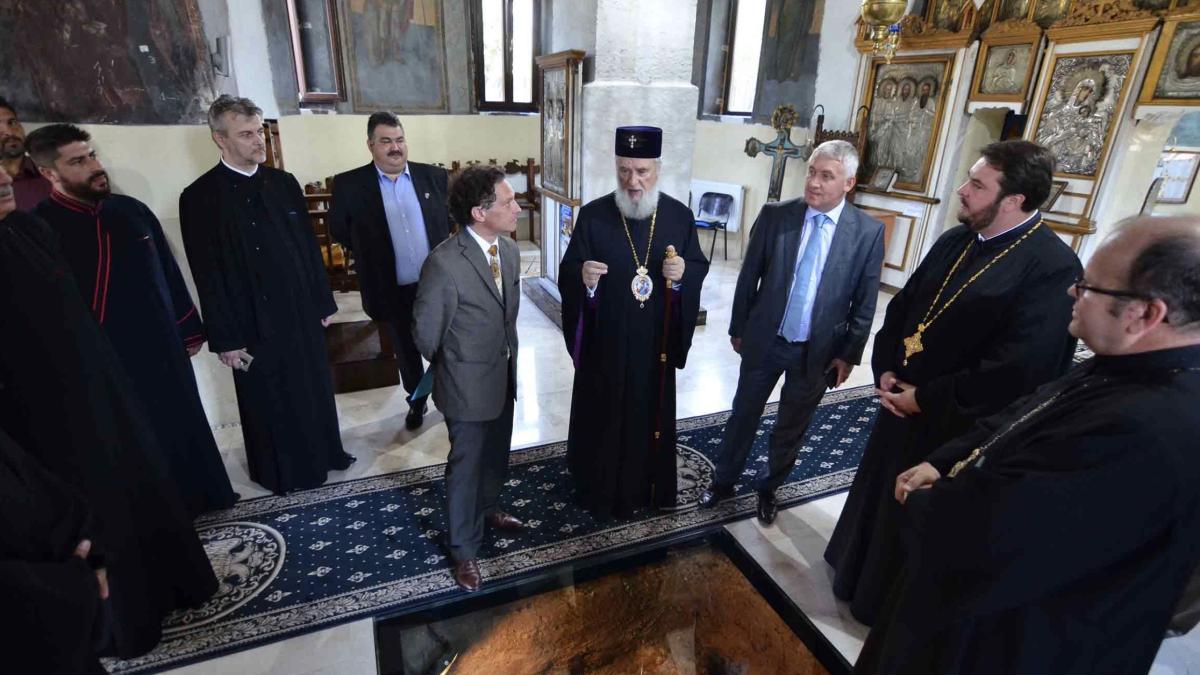 ivascu_tutuianu_82333900