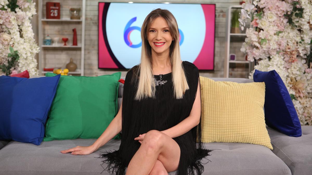 adela_popescu_2_68425100