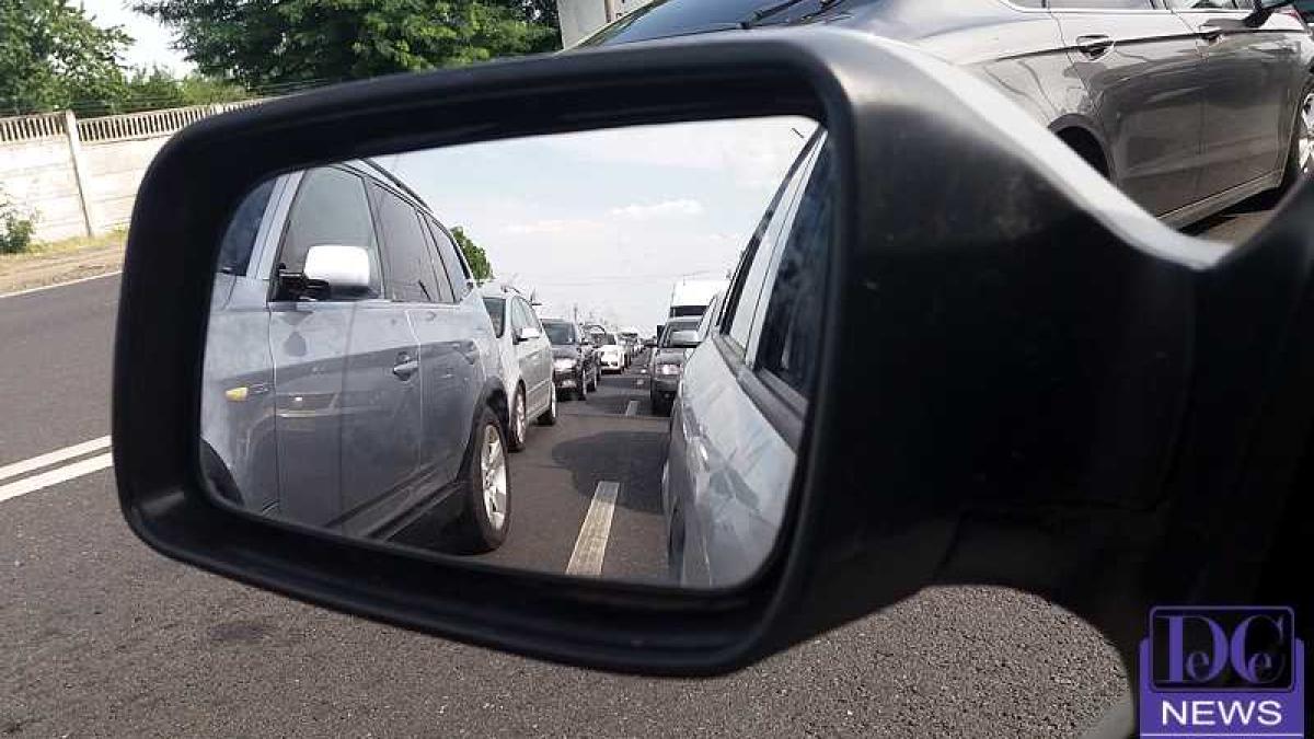 masini_aglomeratie_trafic_sosea_05030000