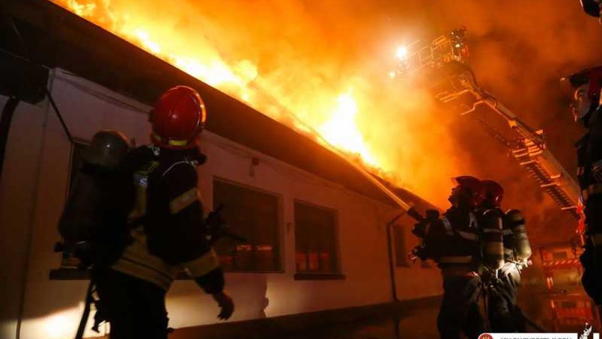 incendiu_scoala_isu_48882200