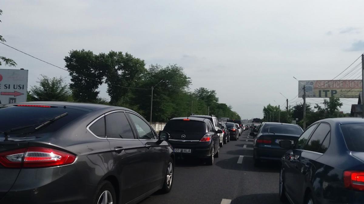 trafic_masini_02_15806300