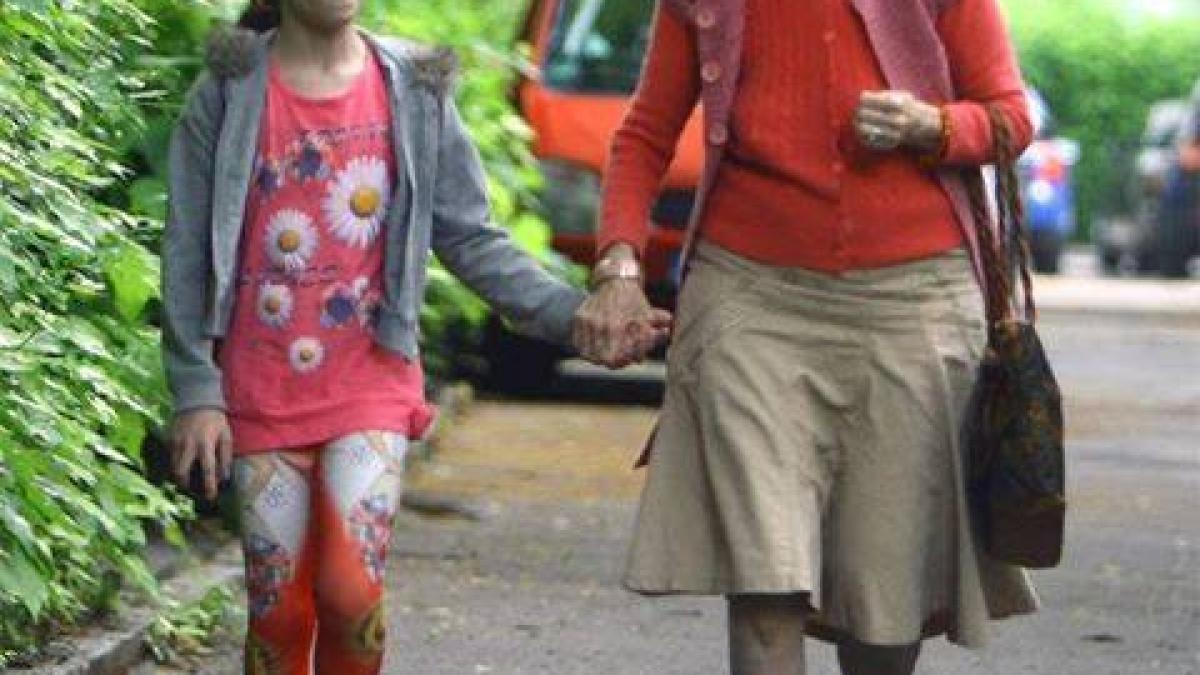 adriana_iliescu_si_eliza_33907300