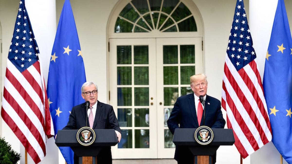 trump_juncker_83985100