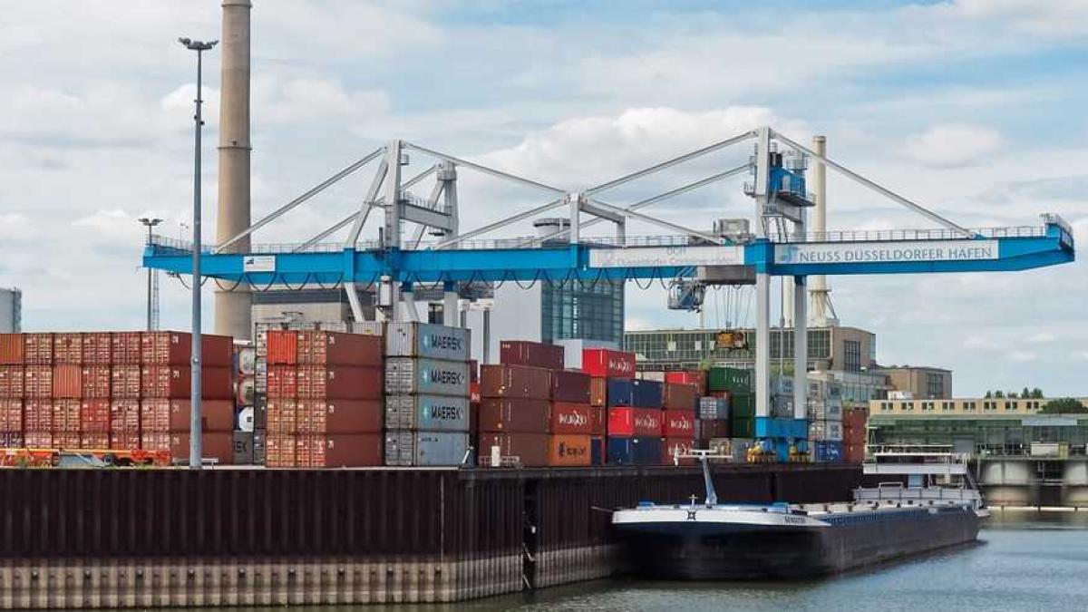 port_economie_schimburi_02240800