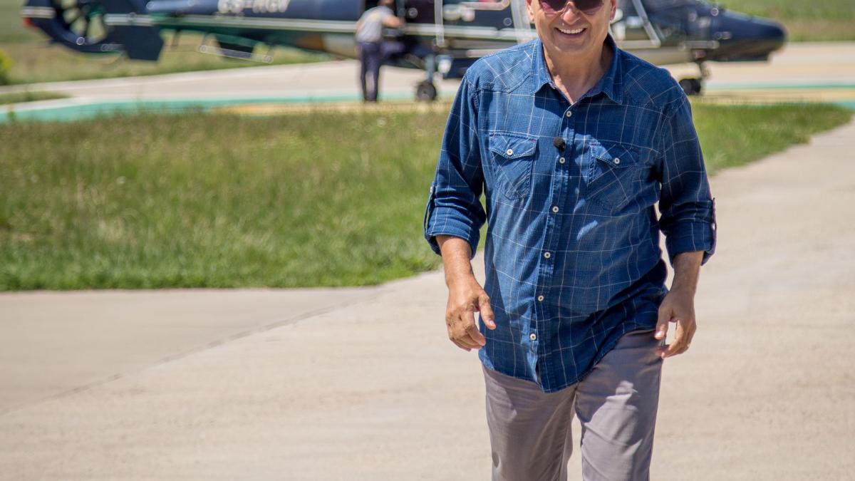 nea_marin_avion_83504800