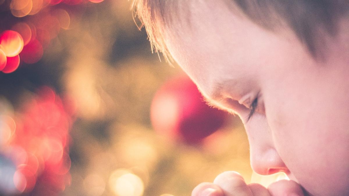 copil_rugaciune_84929700