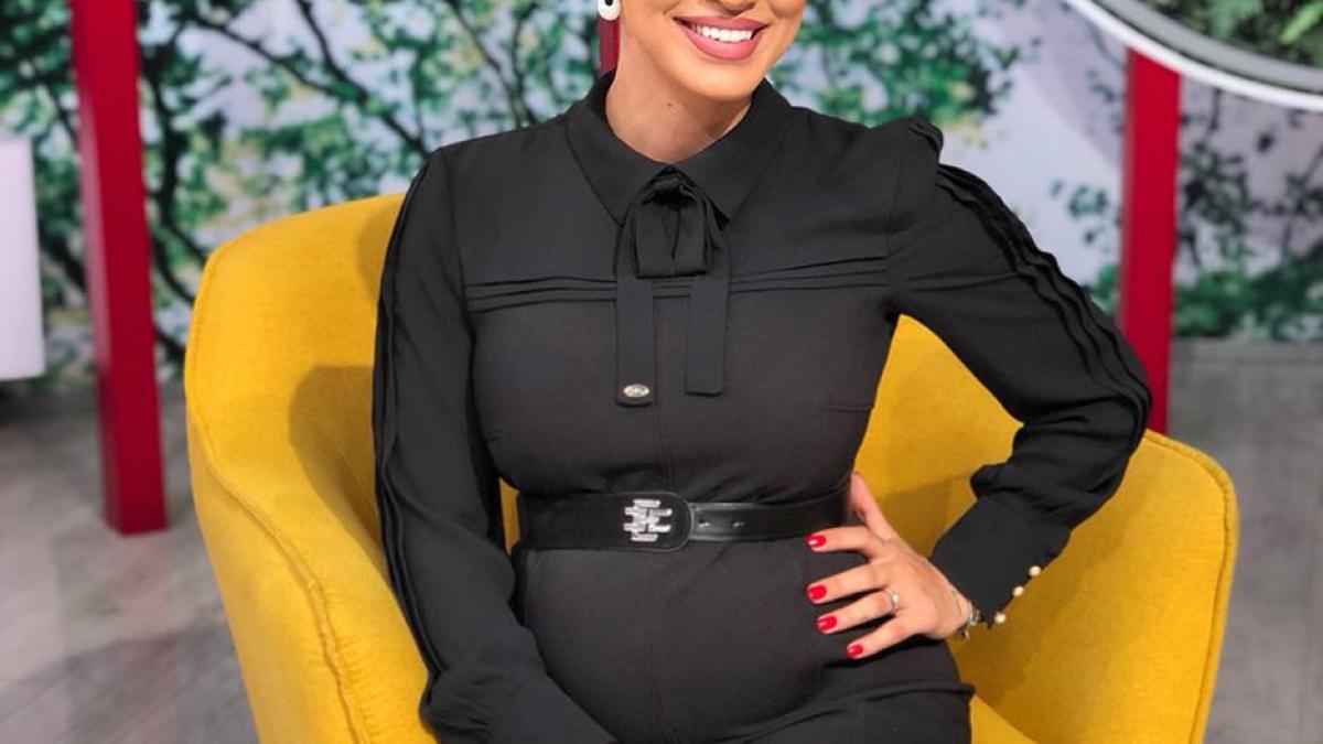 adelina_pestritu12_17108600