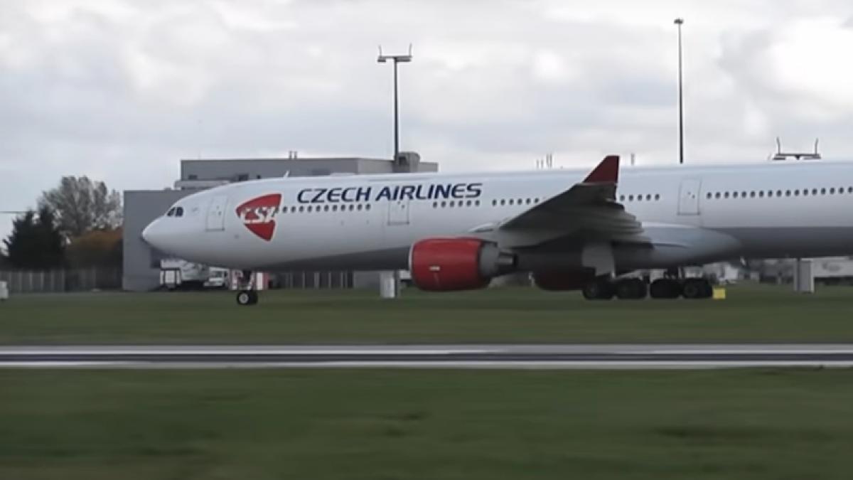 av_czechairlines_65166900