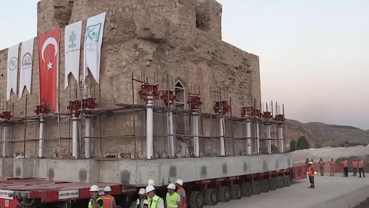 baie_turceasca_mutata_52486100