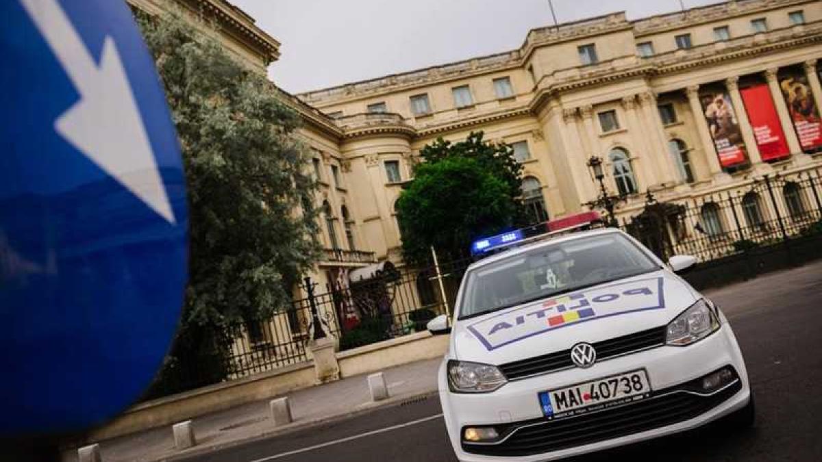 politie_masina_politist_95749200