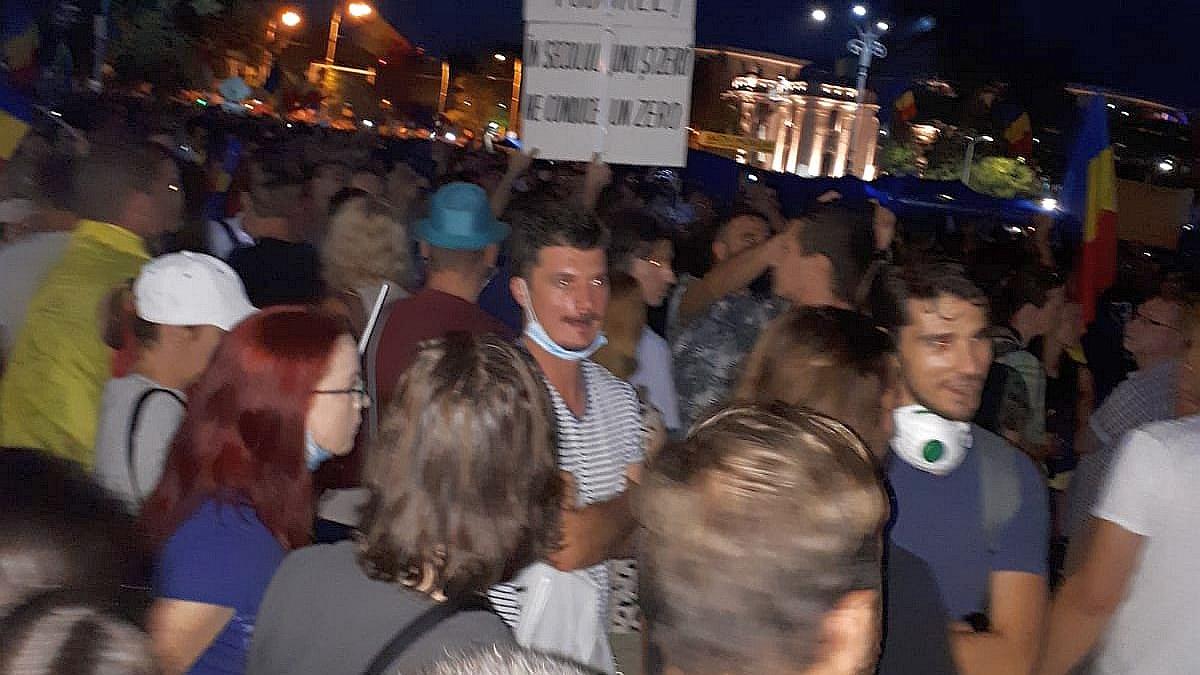 oameni_masti_38628400