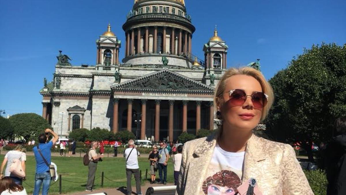 38713652_10155568971746615_8259683797717483520_n_73527200