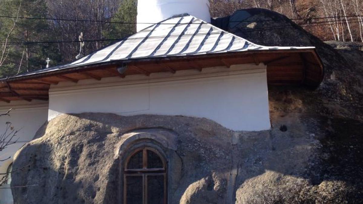 1521559_635980979797643_1166270564_n_07784200