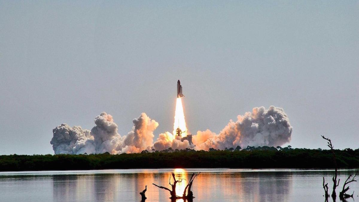 racheta_spatiu_44718100