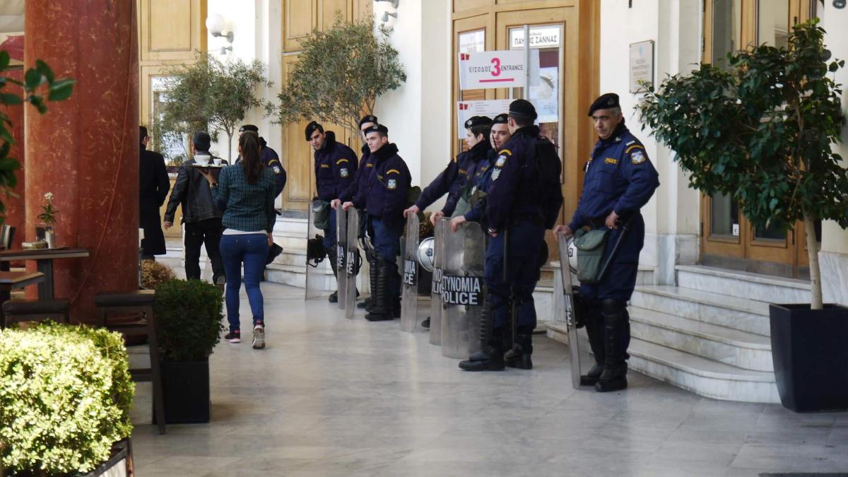 53720_455259827878562_2067443711_o_39900800