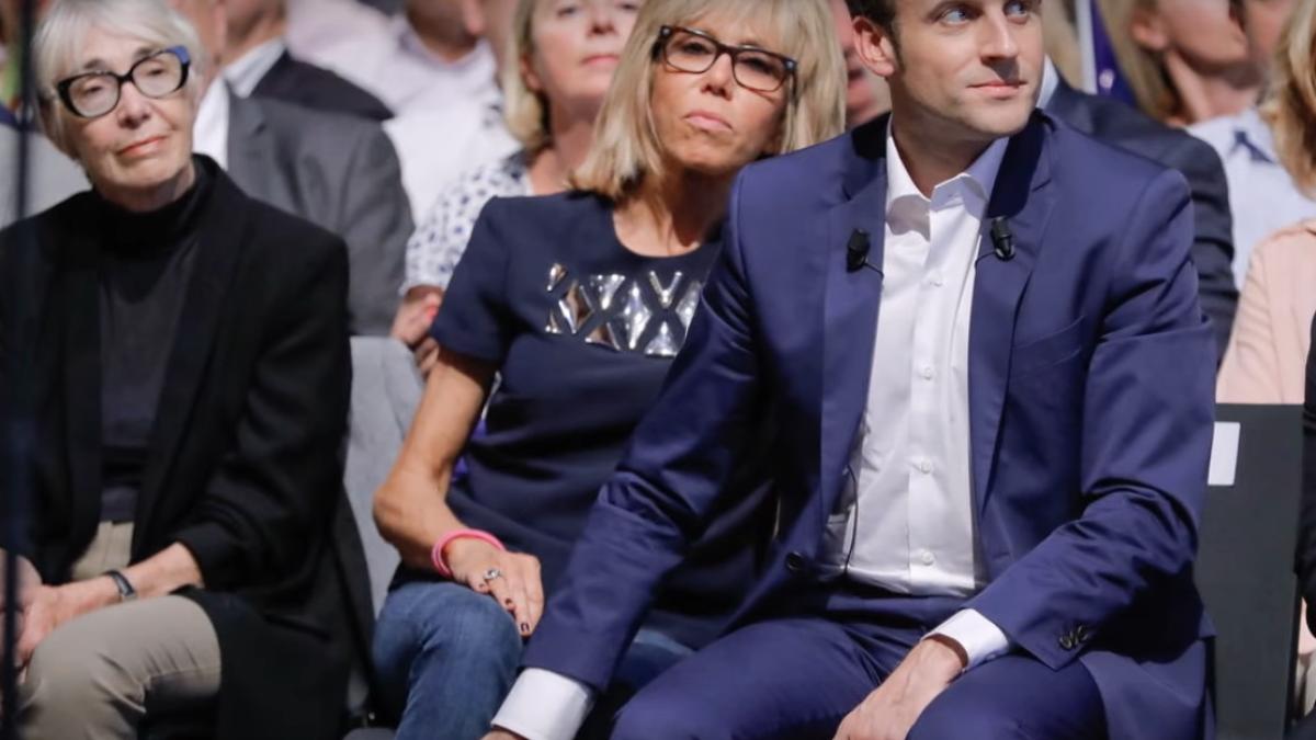 macron_brigitte_23307300