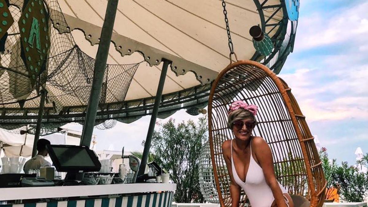 carmen_negoita_70764300