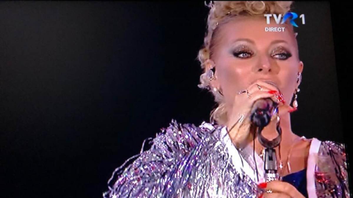 delia_3_04370700_99221600