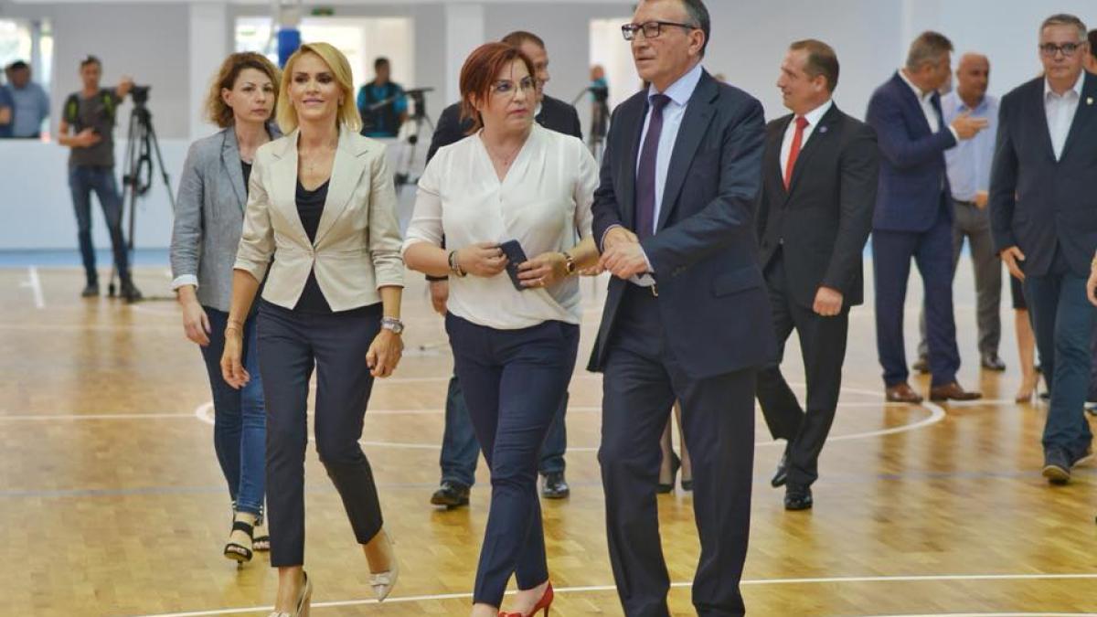 gabriela_firea_999_83092500