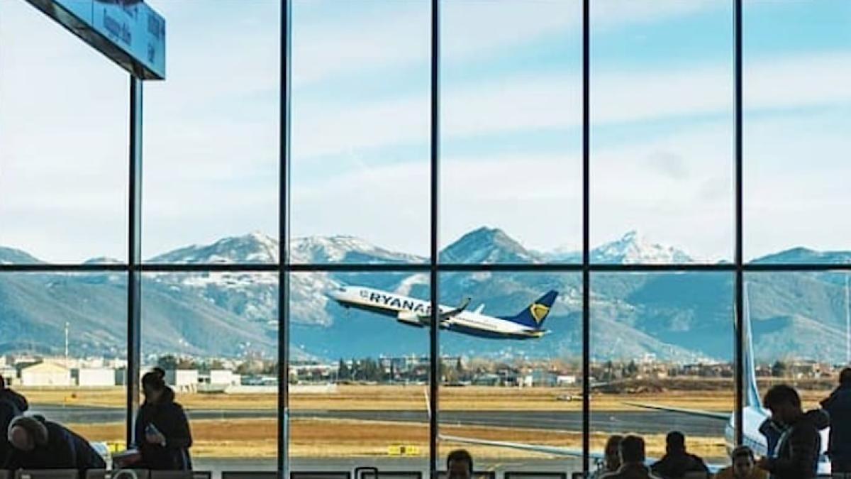 ryanair_aeroport_74622100