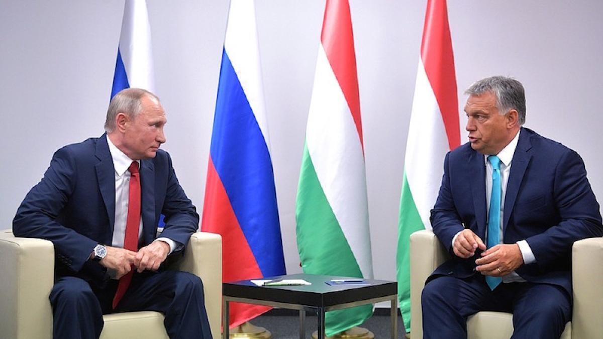 putin_orban_meet_52122700