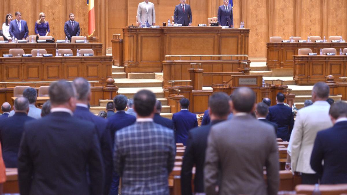 parlament_25728600