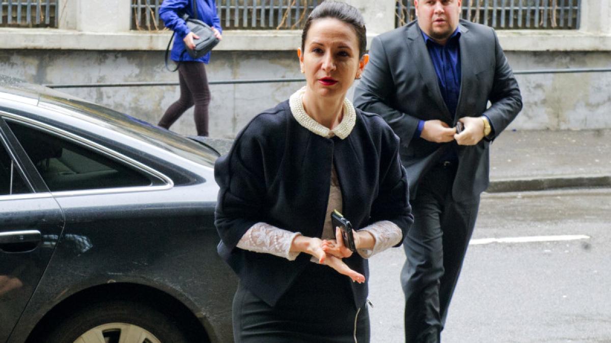 giorgiana_hosu_91400800