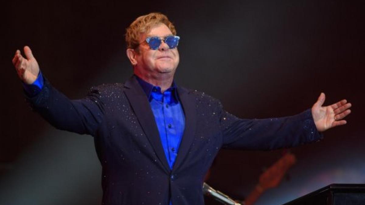 elton_john_12713500