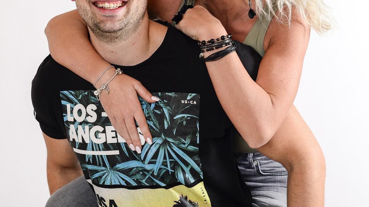 hane_insula_97802900