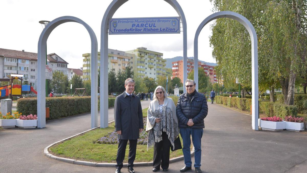 parcul_trandafirilor_ambasadoare_israel_05933100