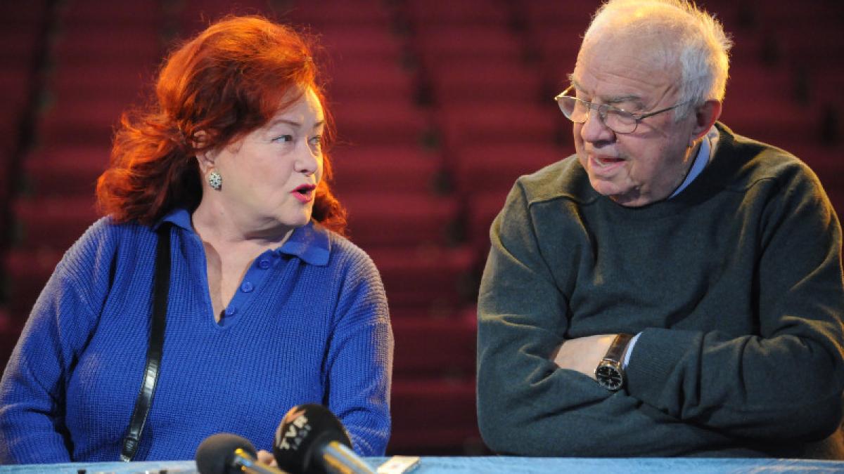 arsinel-stela-popescu_44133000