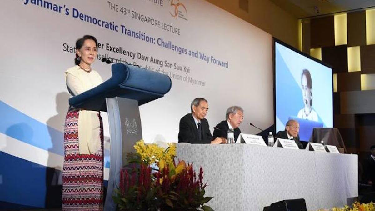 aung_san_suu_kyi_14994500