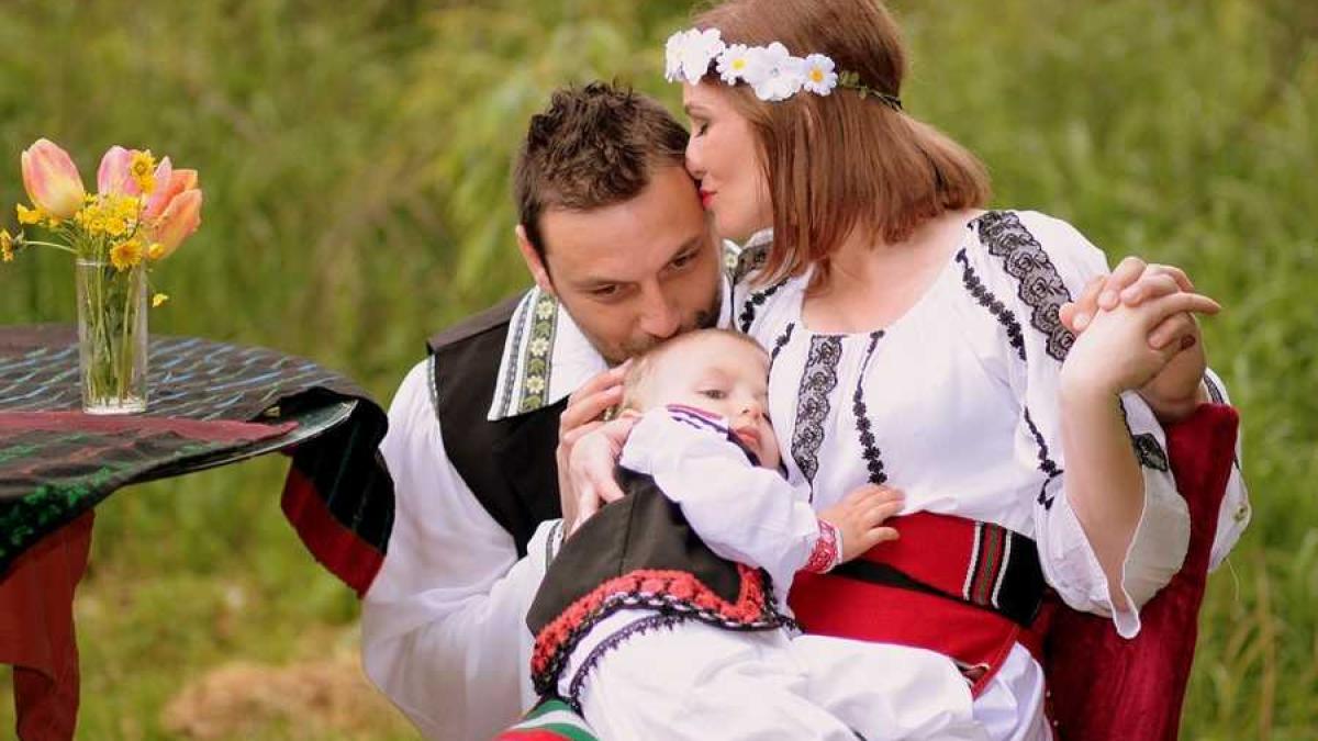 familie_copil_bebelus_parinti_47909900