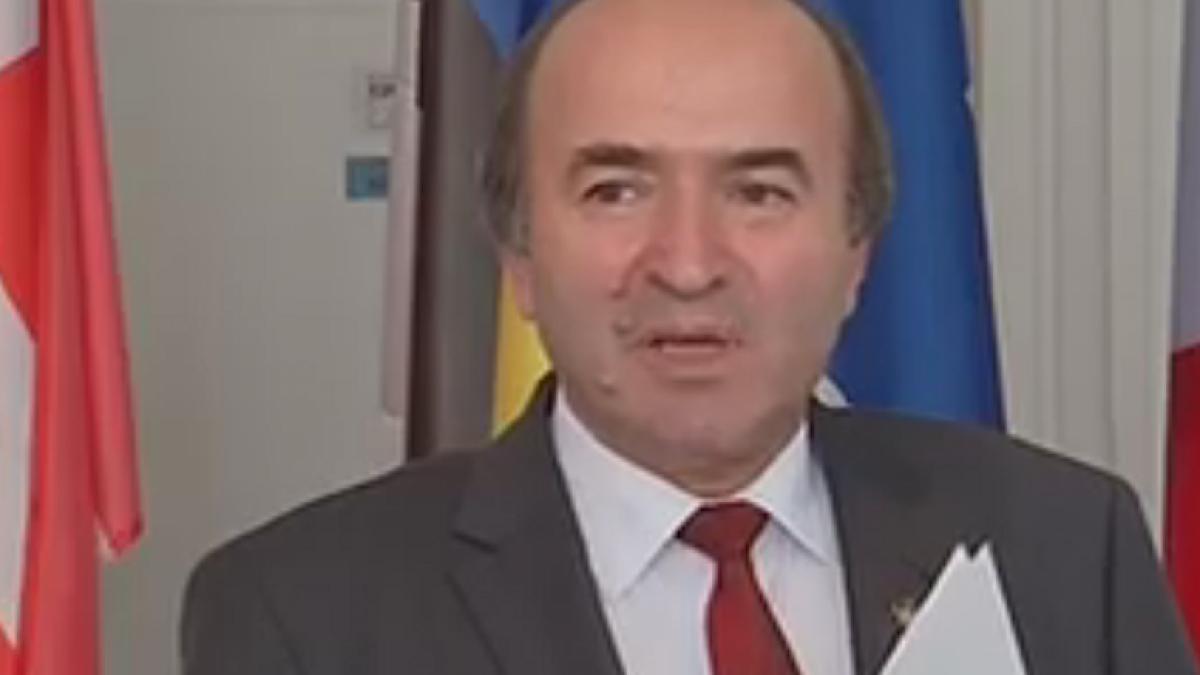 tudorel_toader_005_58496200