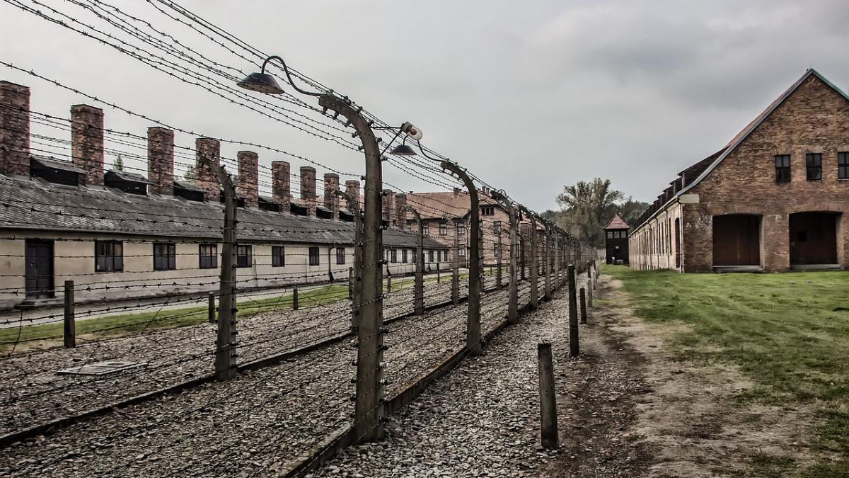 auschwitz-i-3671388_1280_23830300