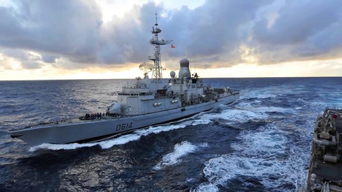 nava_franceza_87736800