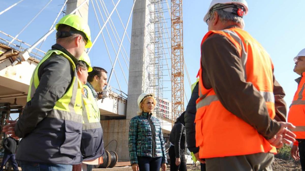 strapungere-ciurel_86199600