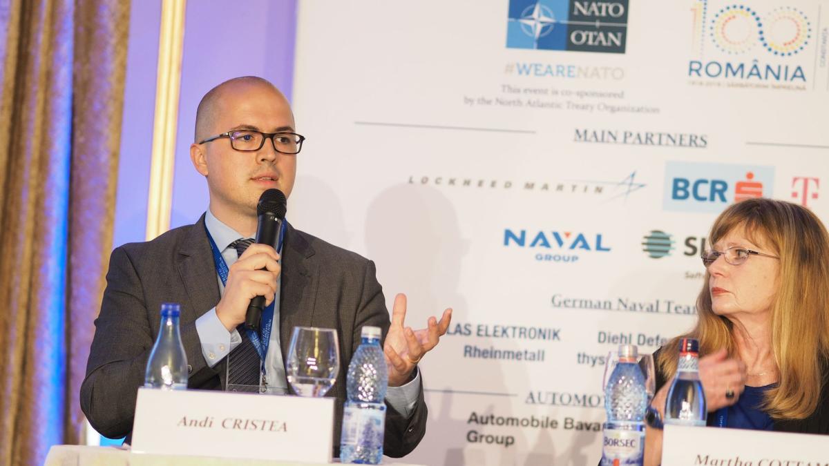 andi_cristea_11_35787700