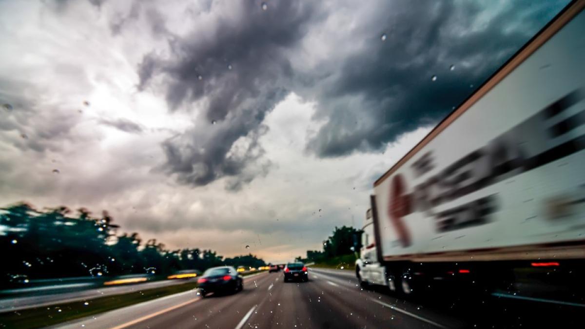 autostrada_viteza_camion_masina_24183000