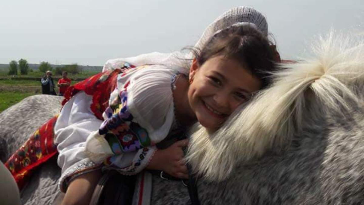 elisa-popovici_29689100