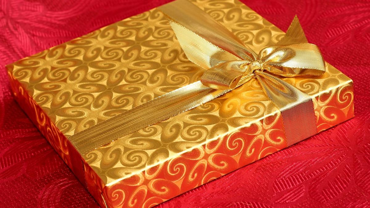 gift-1008890_1280_35505300